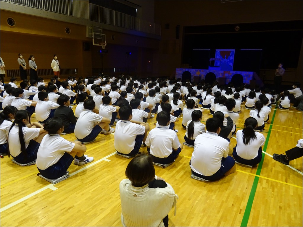 芸術鑑賞会