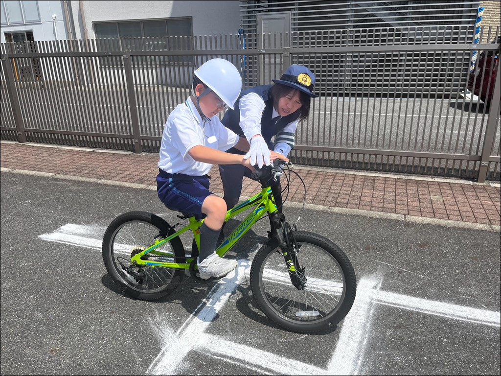 交通安全教室（中学年）