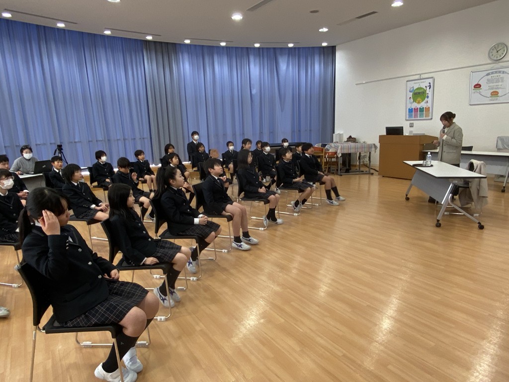 4年生 はっけん「夢に向かって」