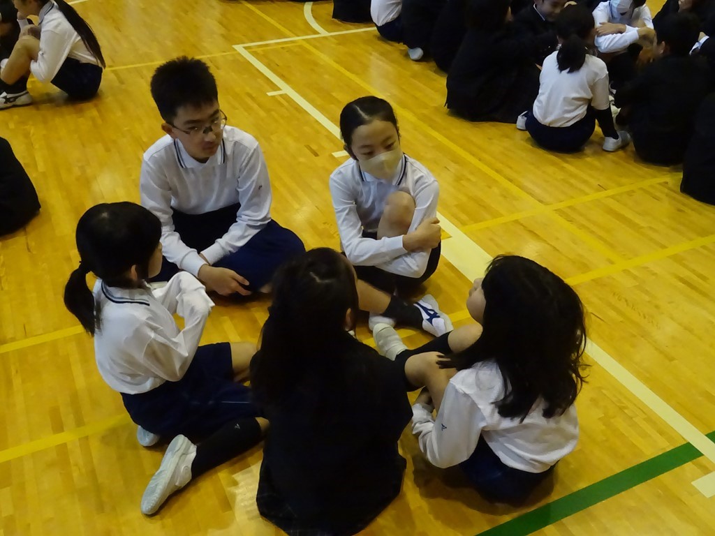 全校集会「おもいやりのある言葉づかい」