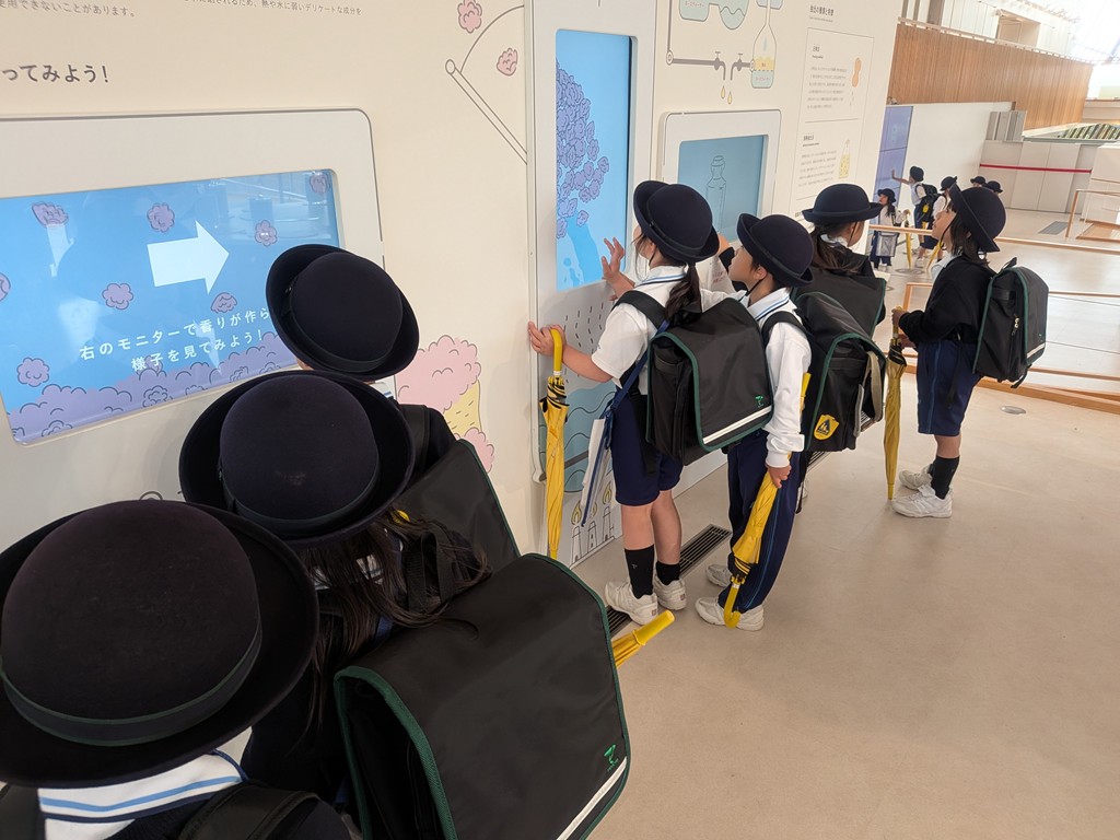 1年生遠足 ぎふワールド・ローズガーデン