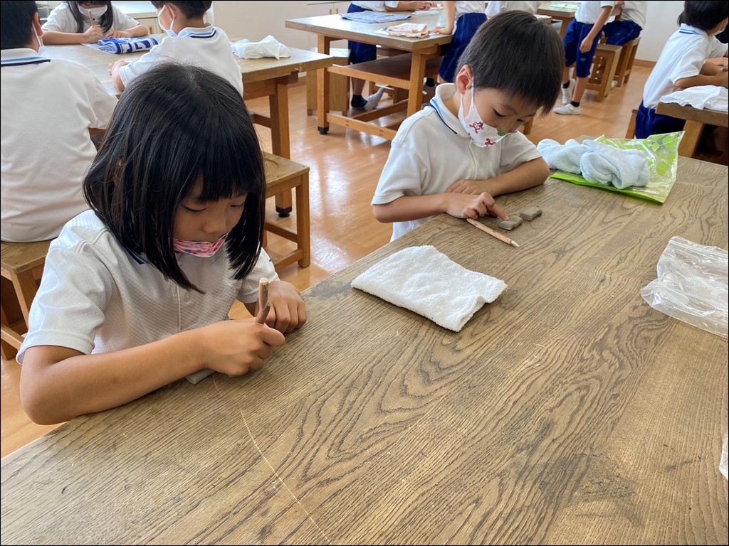 1・3年生 はっけん「やきもの」