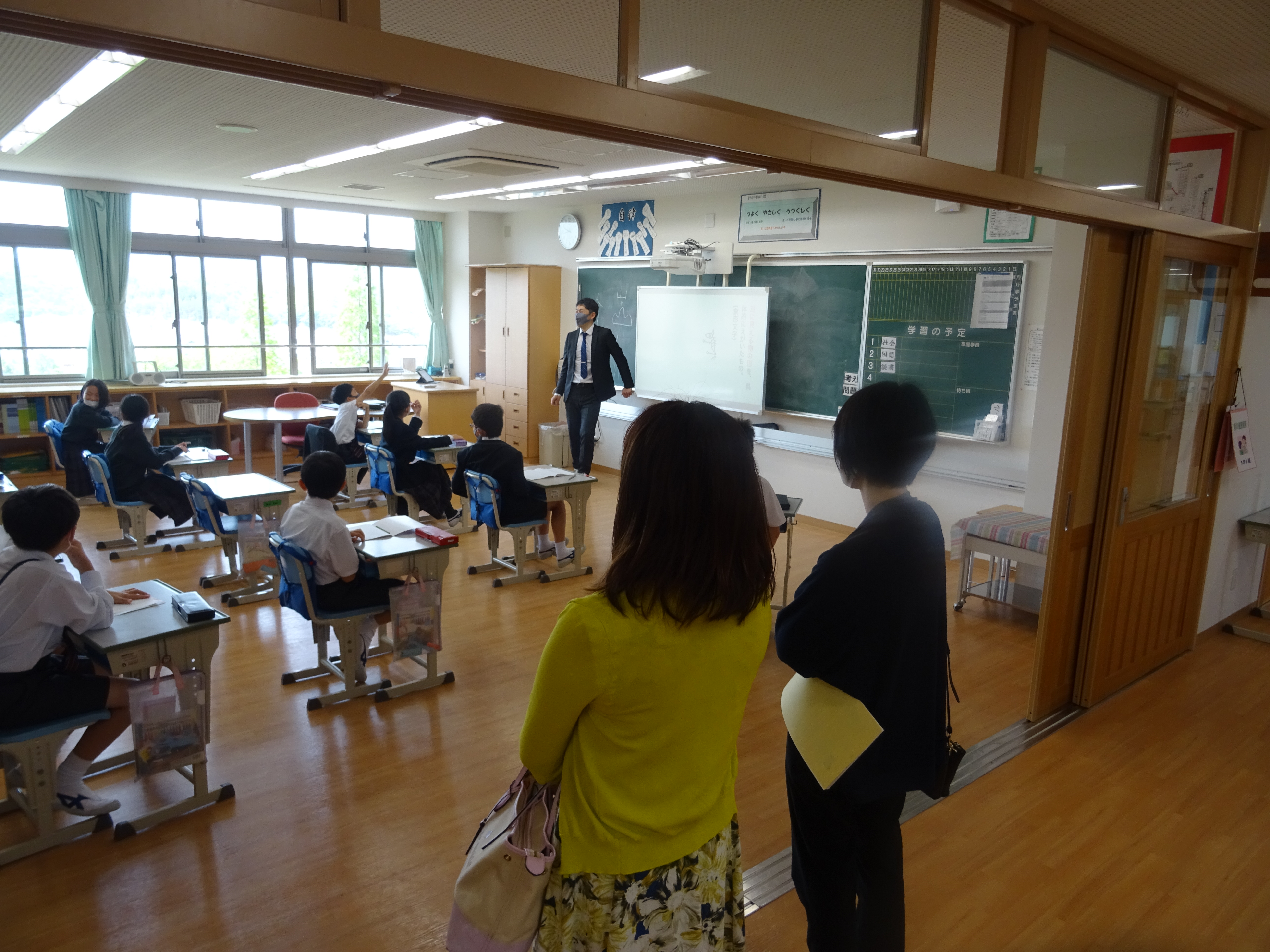 １・３・５年授業参観・懇談会