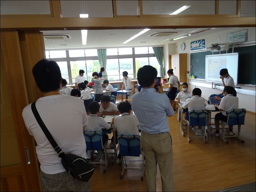 全学年フリー参観・親塾