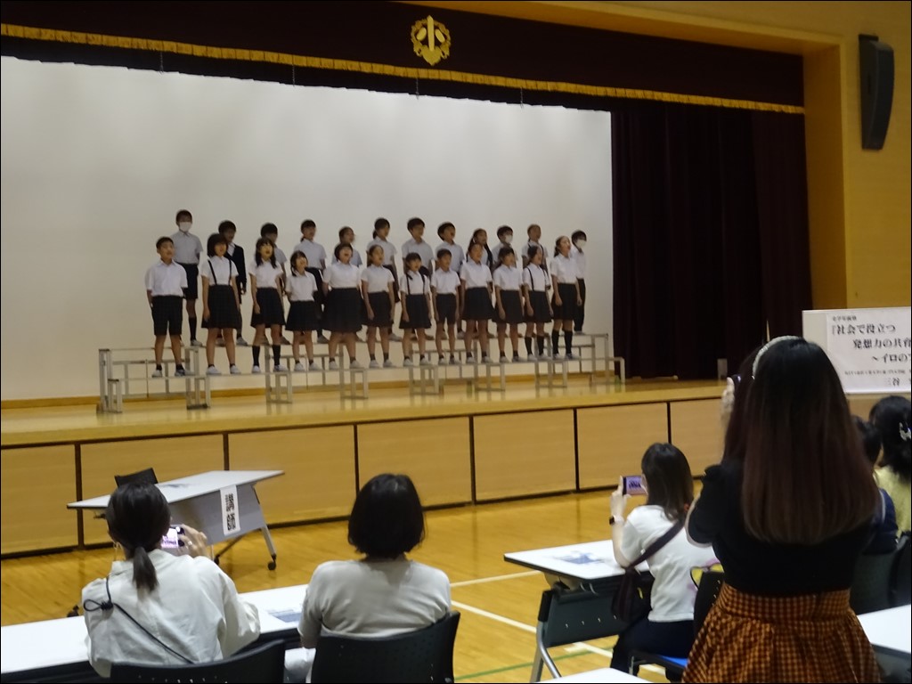 全学年フリー参観・親塾