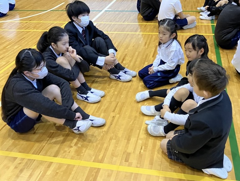 全校集会