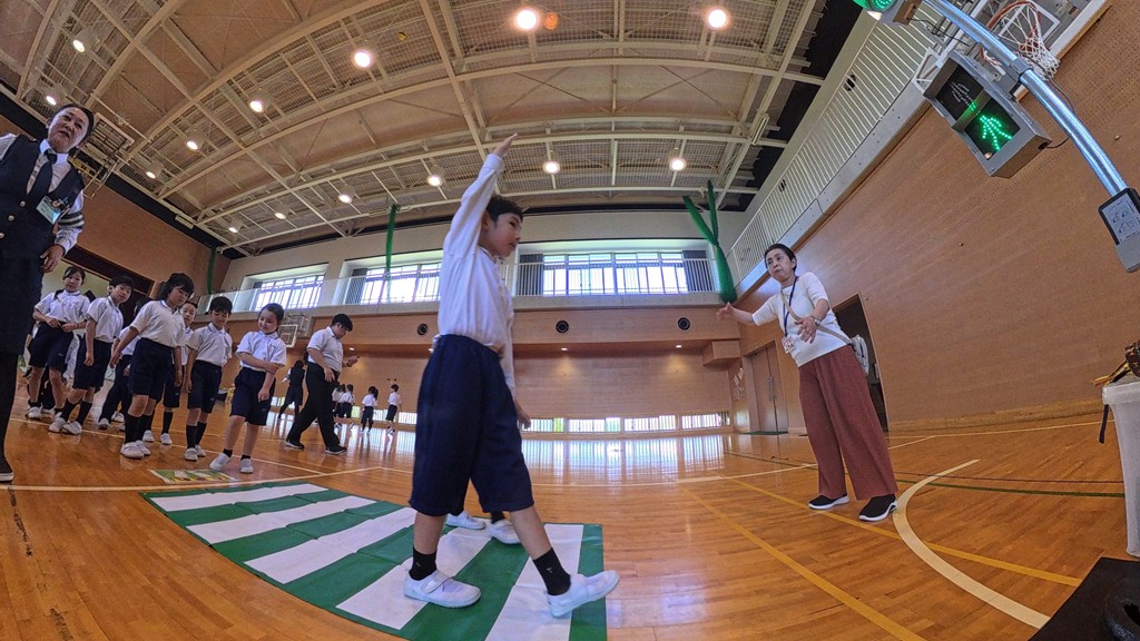 1・2年生　交通安全教室