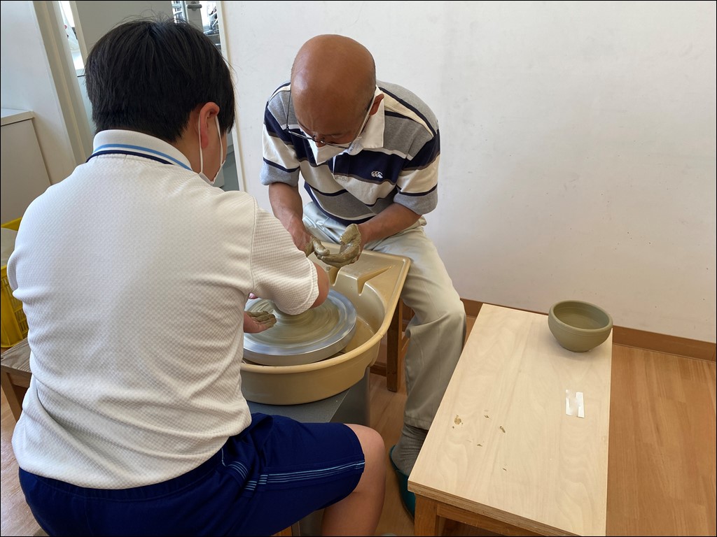 5年生　はっけん「やきもの」