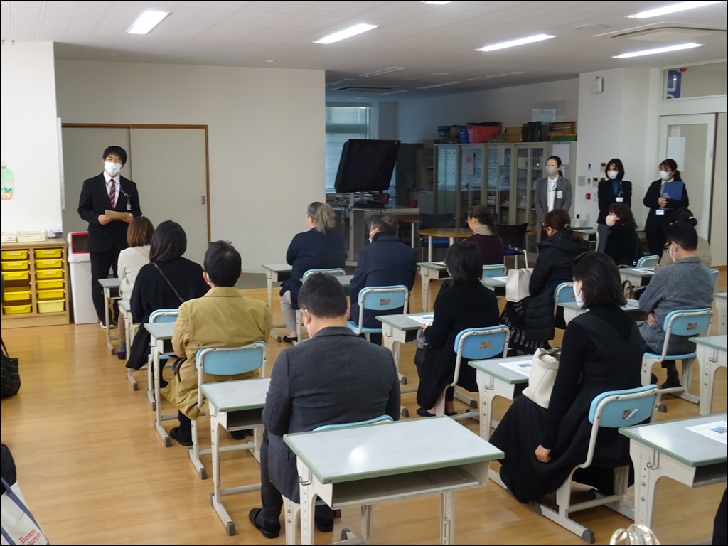 全学年授業参観・懇談会