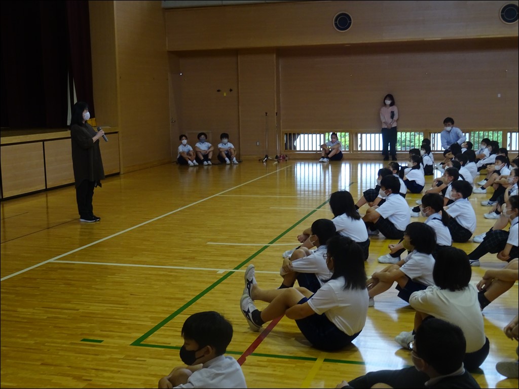 全校集会（生活向上委員会）