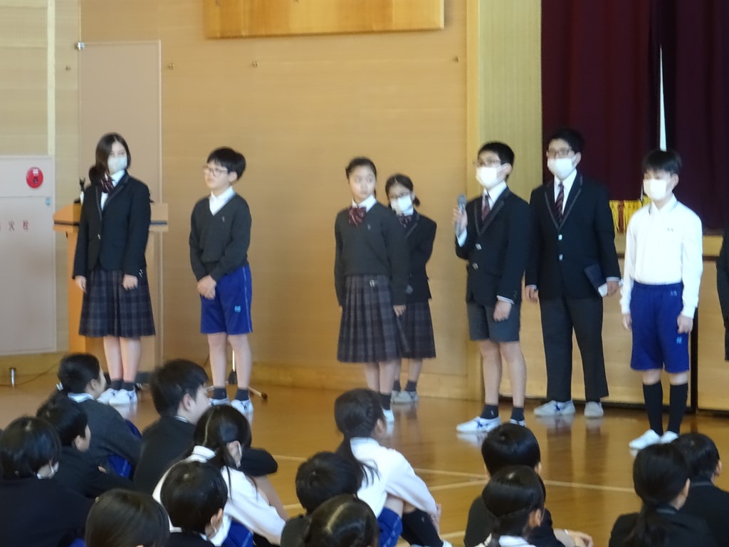 全校集会