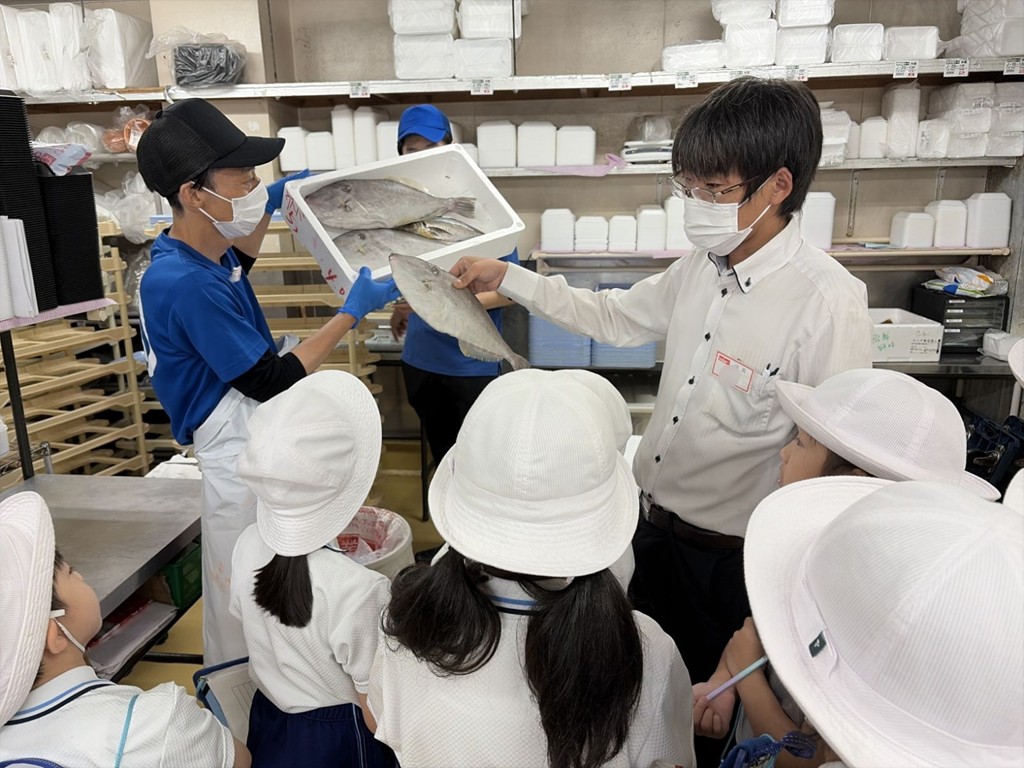 ３年生　社会科見学