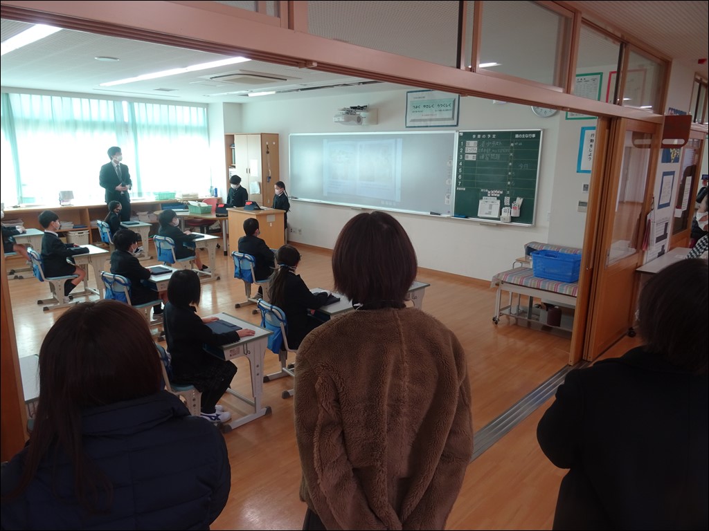 授業参観・懇談会（１・３・５年生）