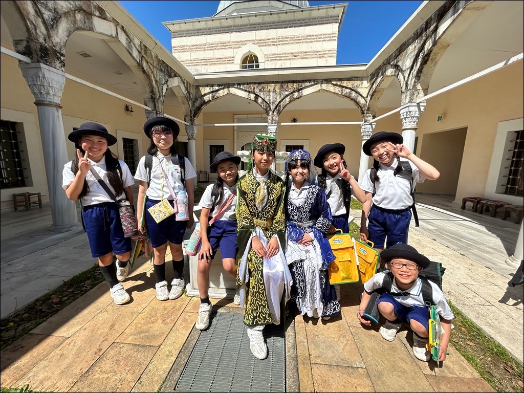 活動歴および当時の関連ビジュアル記録
